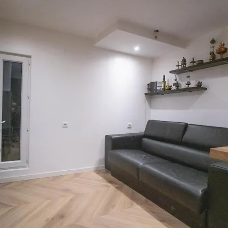 Charming Near Canal St Martin Parigi